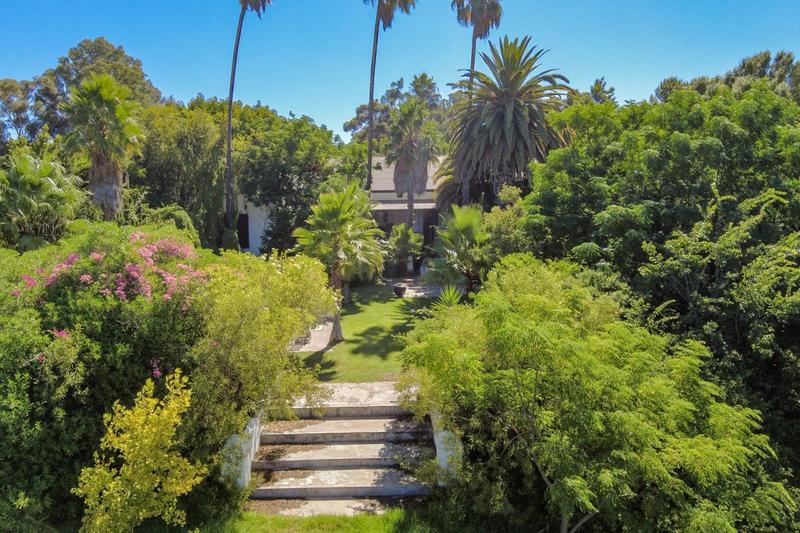 8 Bedroom Property for Sale in Hopefield Western Cape